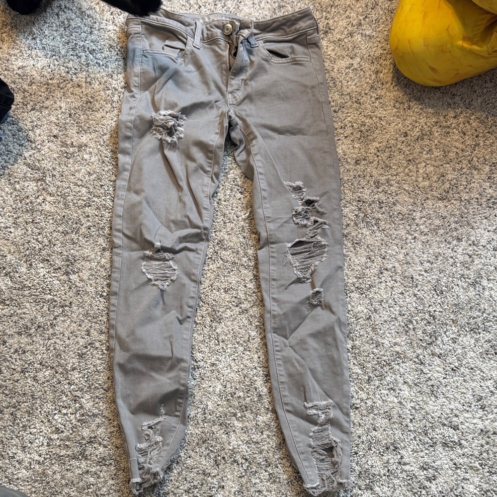 Distressed Gray Skinny Jeans